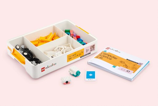 Kit LEGO Education Informática e IA 5+ abierto, con piezas, motor y sensor de color